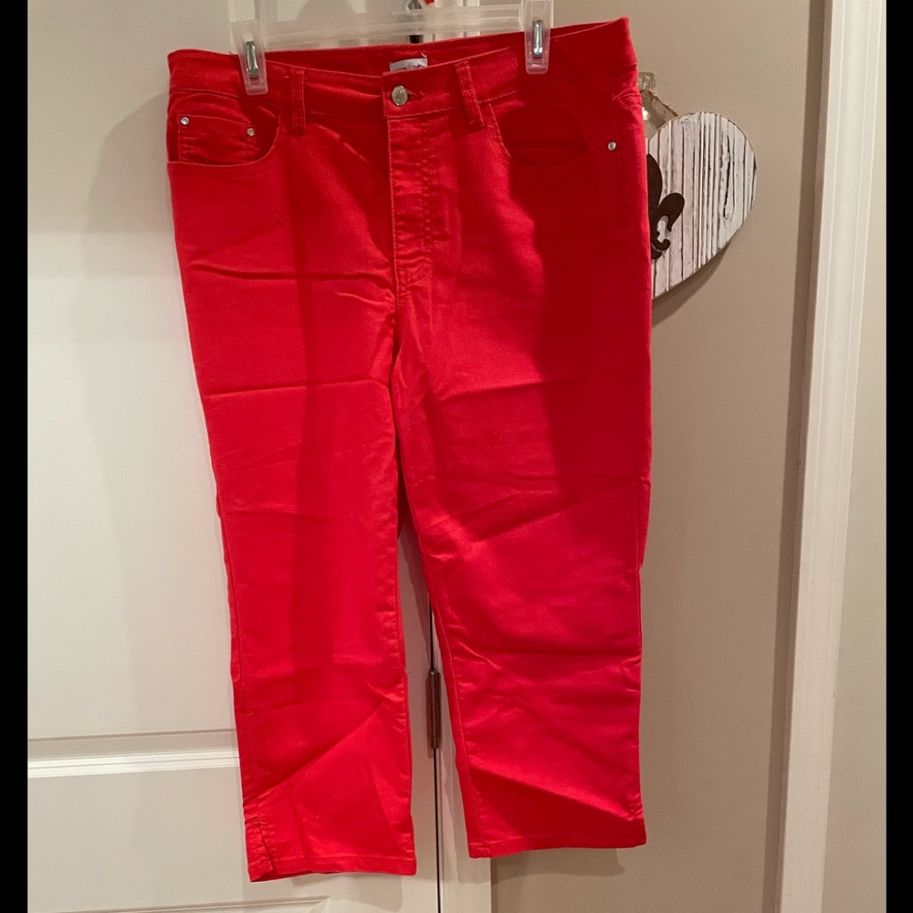 Women’s Capris